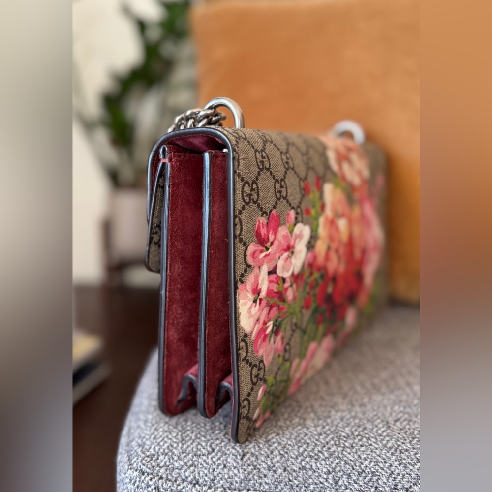 Gucci Beige GG Supreme Dionysus Bloom Shoulder Bag with Pink & Burgundy Accents - Picture 6 of 16